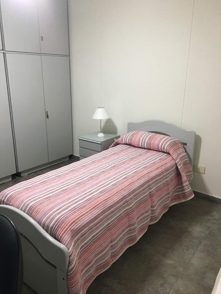 HERMOSA CASA EN VENTA EN JOSE C. PAZ!!