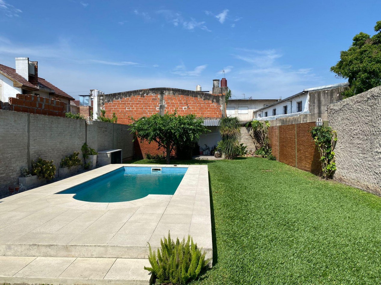 HERMOSA CASA EN VENTA EN JOSE C. PAZ!!