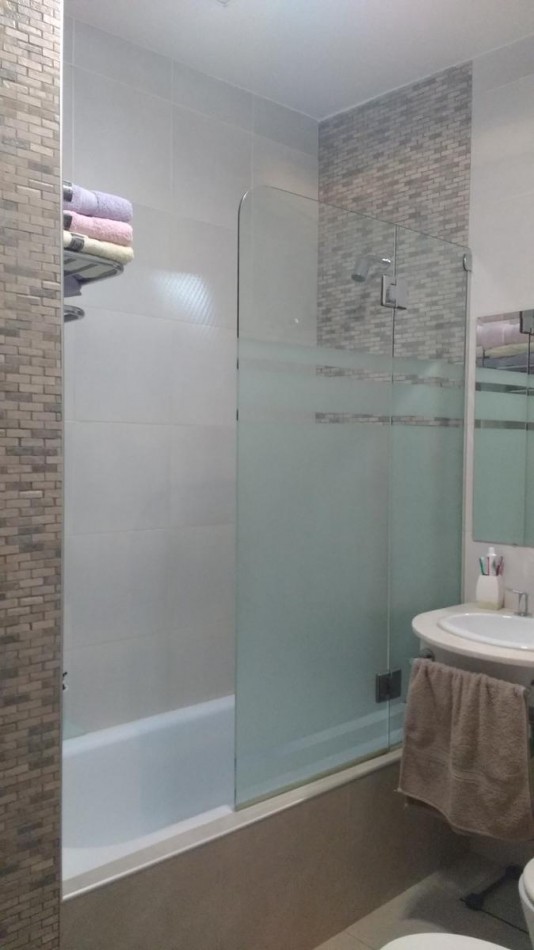 HERMOSA CASA EN VENTA EN JOSE C. PAZ!!