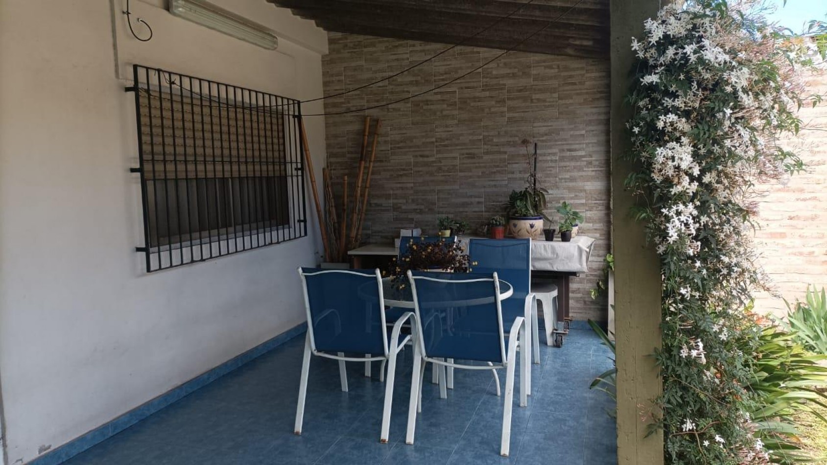 HERMOSA CASA EN VENTA EN JOSE C. PAZ!!