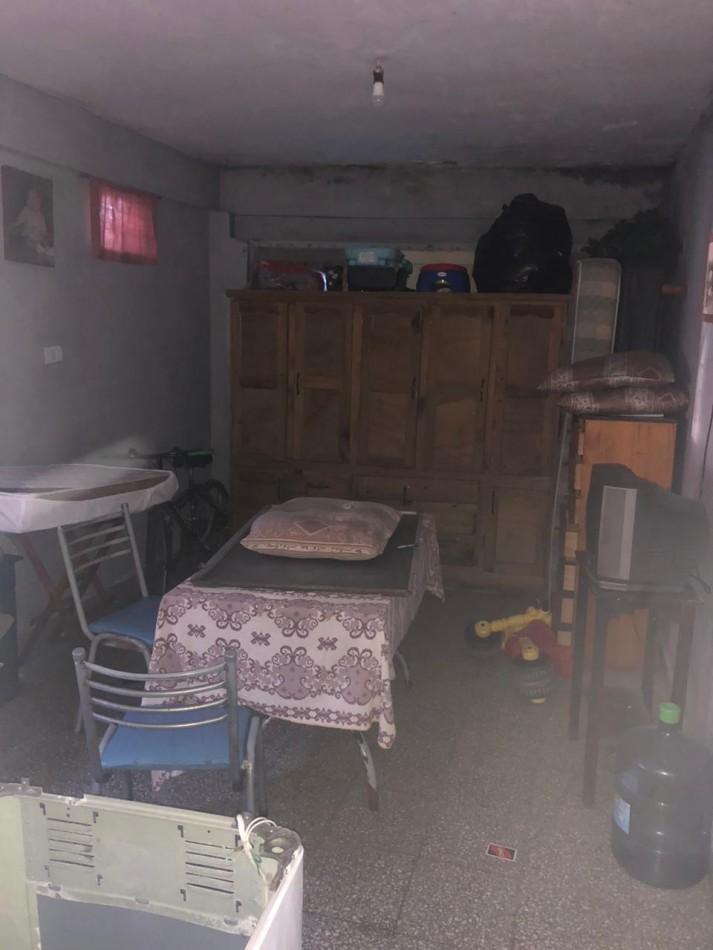 CASA CON DEPARTAMENTO EN VENTA EN JOSE C. PAZ