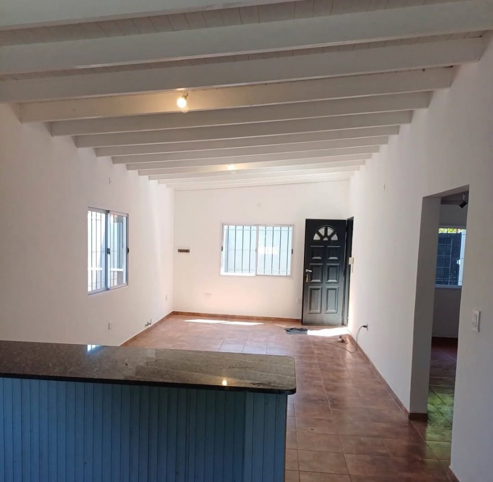 CASA EN VENTA EN BELLA VISTA!!