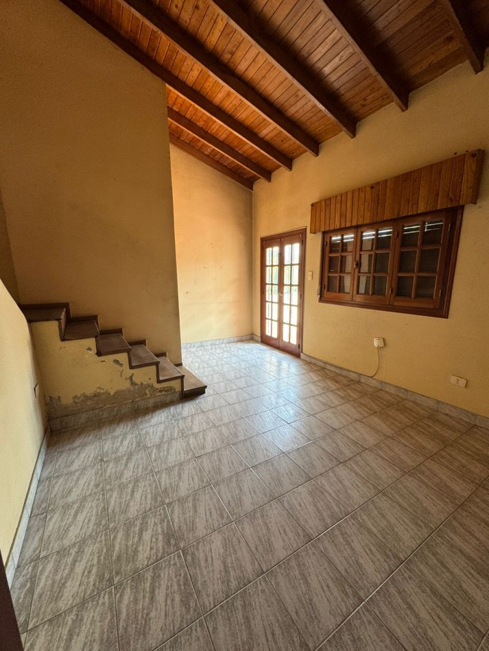 CASA EN VENTA EN BELLA VISTA!!