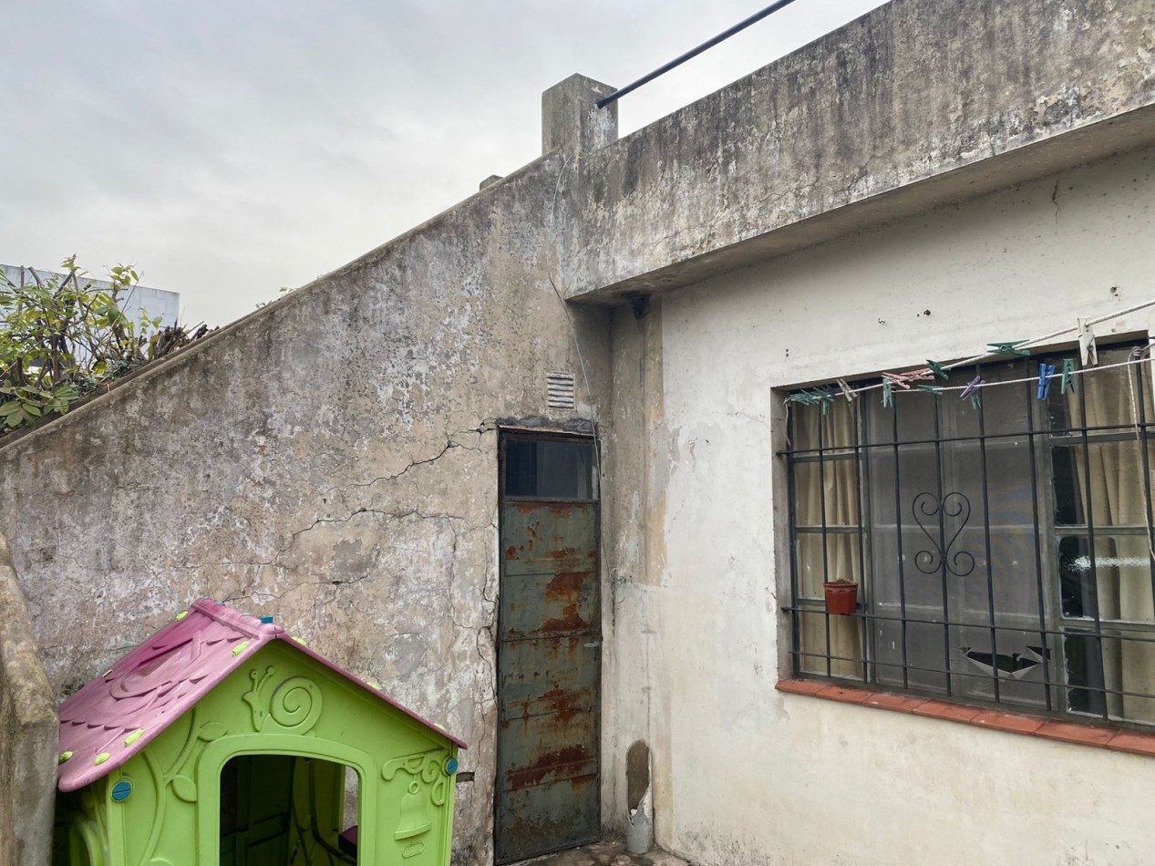 CASA A REFACCIONAR EN VENTA EN BELLA VISTA!!