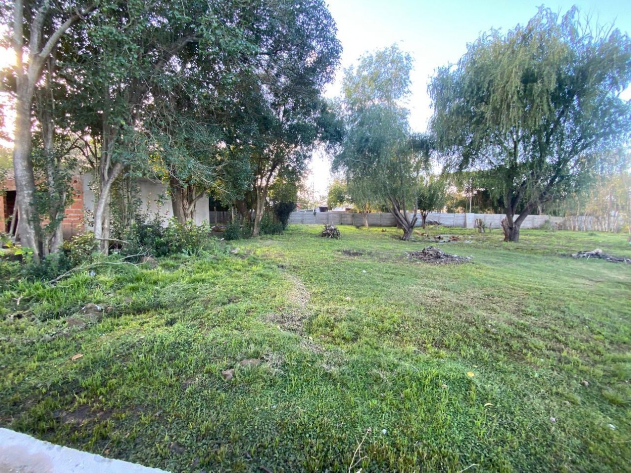 LOTE EN VENTA BARRIO LOS PLUMERILLOS!!