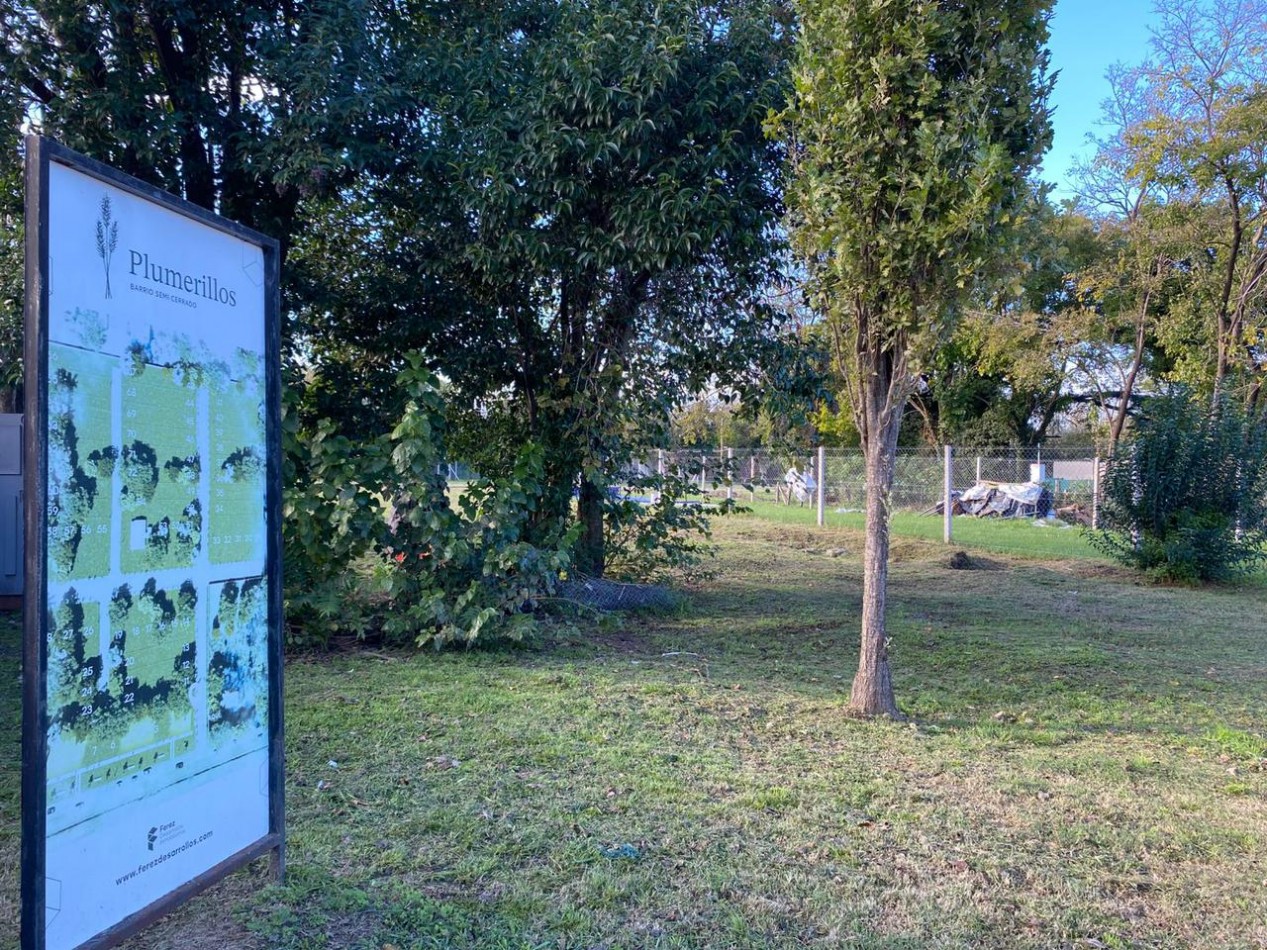 LOTE EN VENTA BARRIO LOS PLUMERILLOS!!