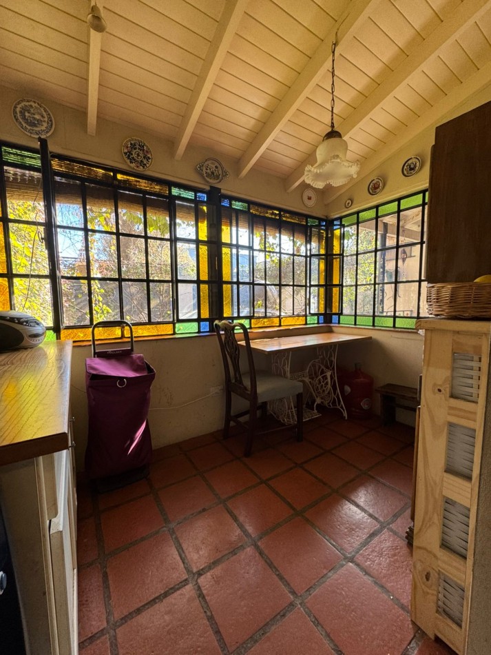 CASA EN VENTA EN BELLA VISTA!!