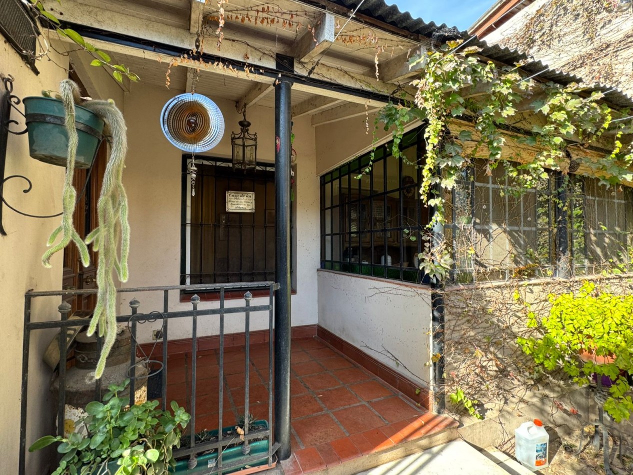 CASA EN VENTA EN BELLA VISTA!!