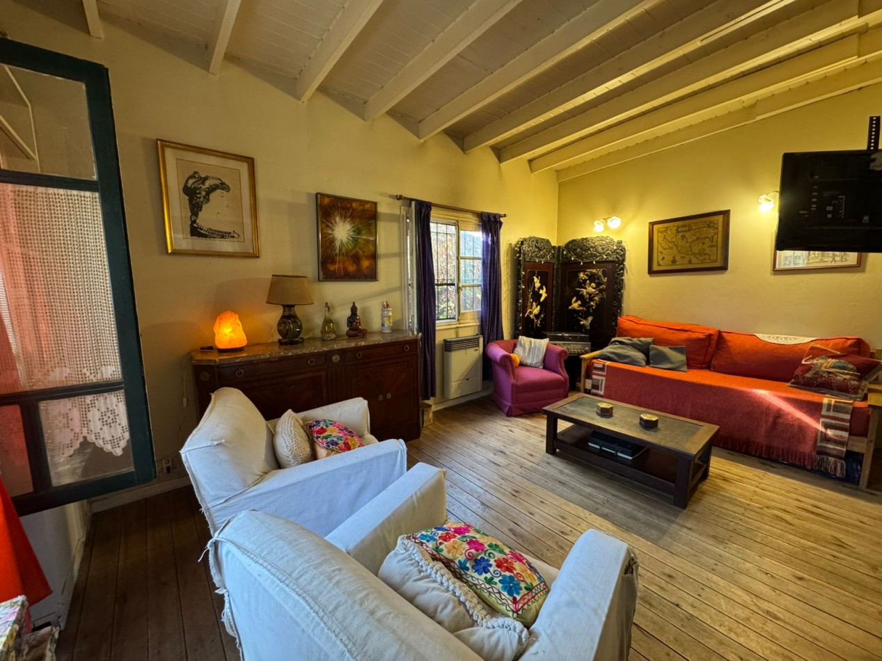 CASA EN VENTA EN BELLA VISTA!!