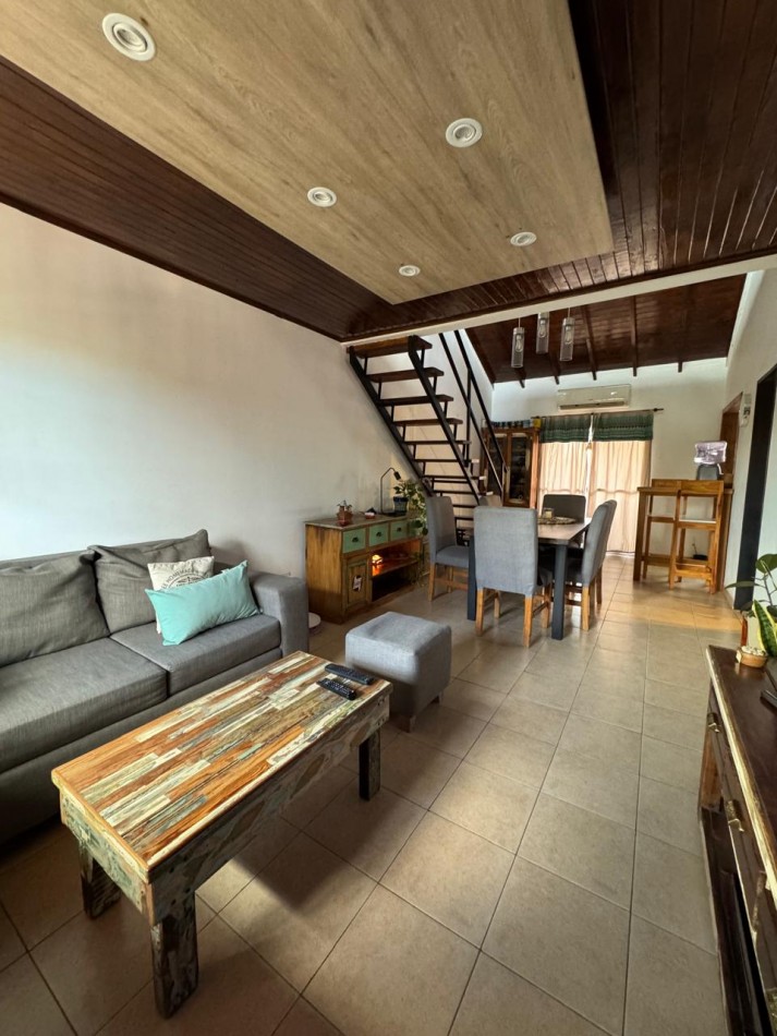 DEPARTAMENTO 2 AMBIENTES CON COCHERA EN VENTA EN BELLA VISTA!!