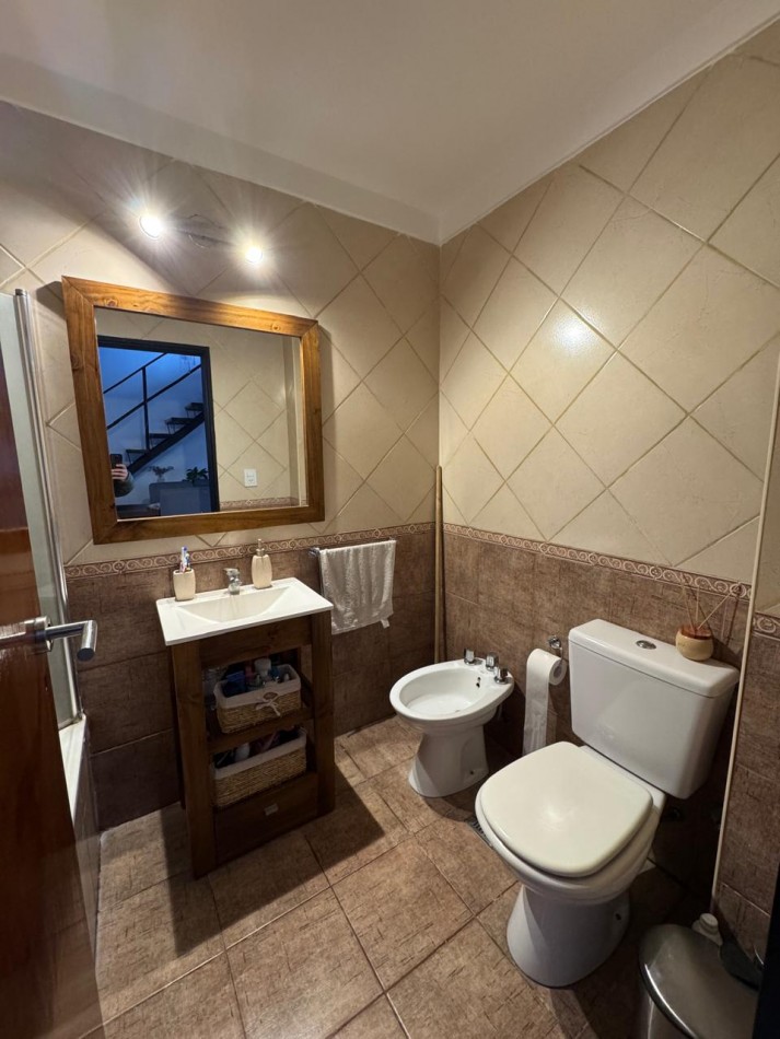 DEPARTAMENTO 2 AMBIENTES CON COCHERA EN VENTA EN BELLA VISTA!!