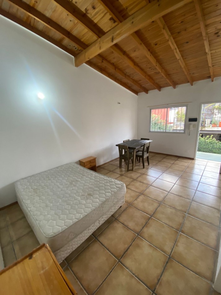 MONOAMBIENTE AMOBLADO EN ALQUILER EN BELLA VISTA!!