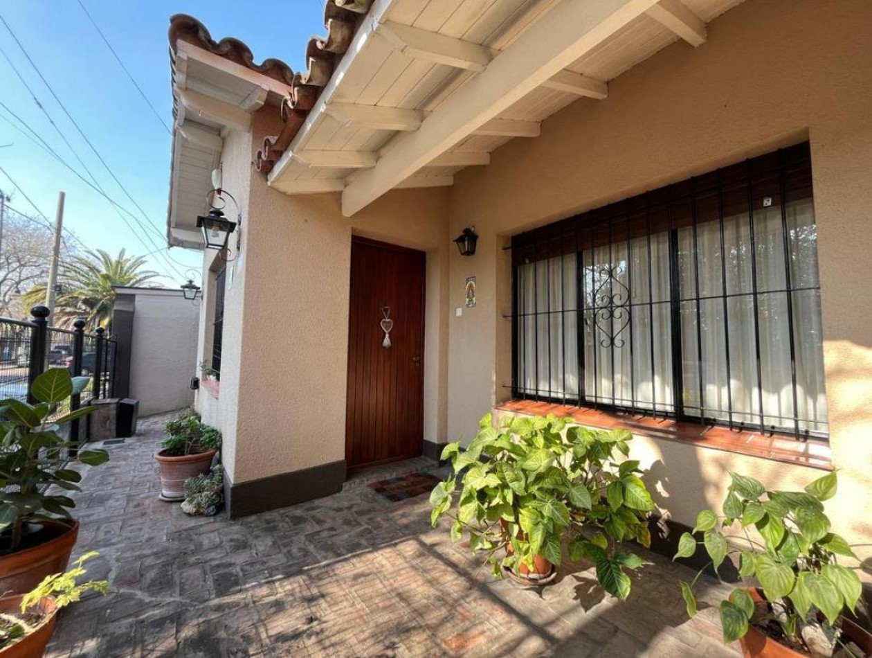 CASA EN VENTA EN DON TORCUATO