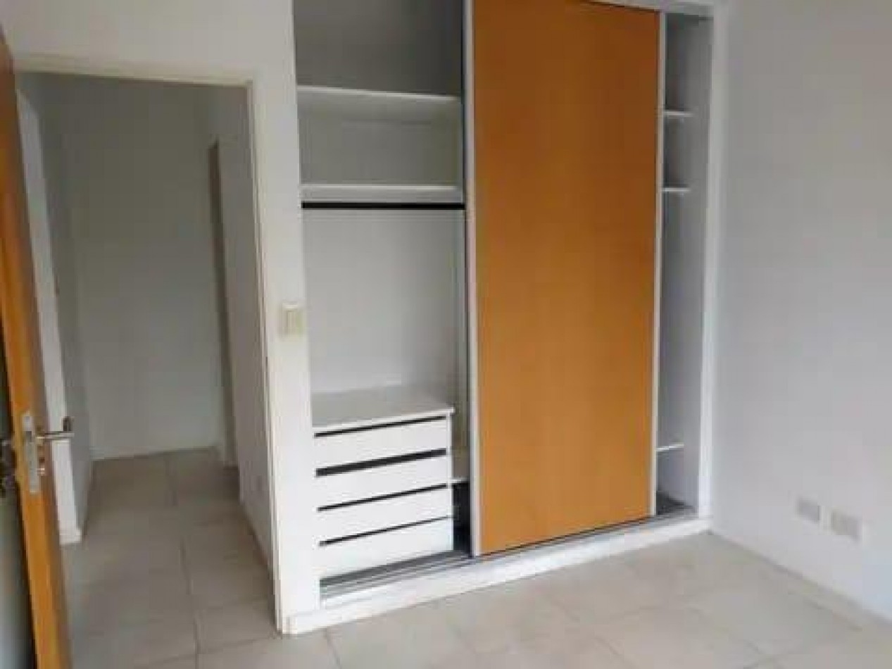 DEPARTAMENTO 2 AMBIENTES EN VENTA EN EDIFICIO MIRADORES II