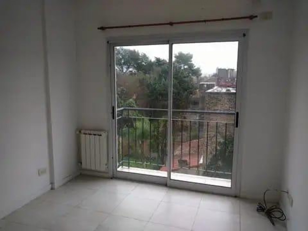 DEPARTAMENTO 2 AMBIENTES EN VENTA EN EDIFICIO MIRADORES II