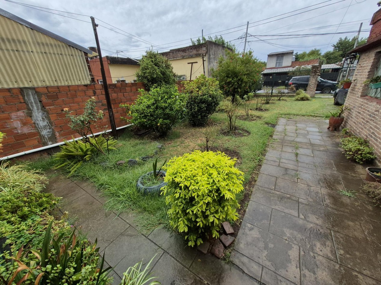 CASA EN VENTA EN JOSE C PAZ