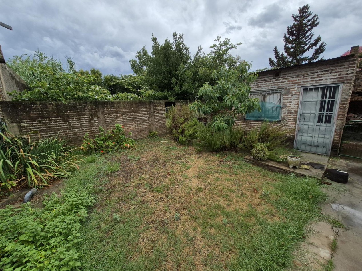 CASA EN VENTA EN JOSE C PAZ