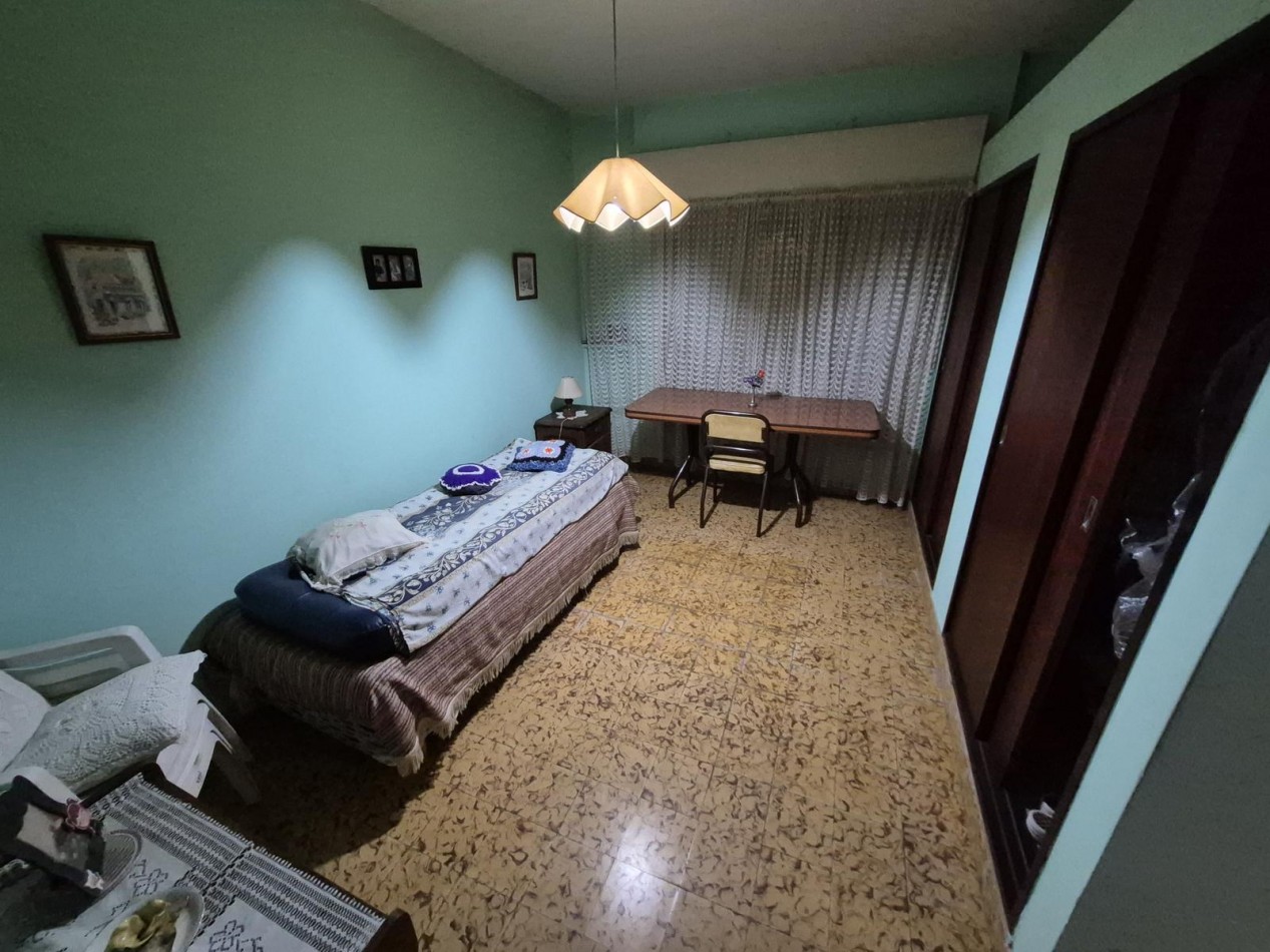 CASA EN VENTA EN JOSE C PAZ