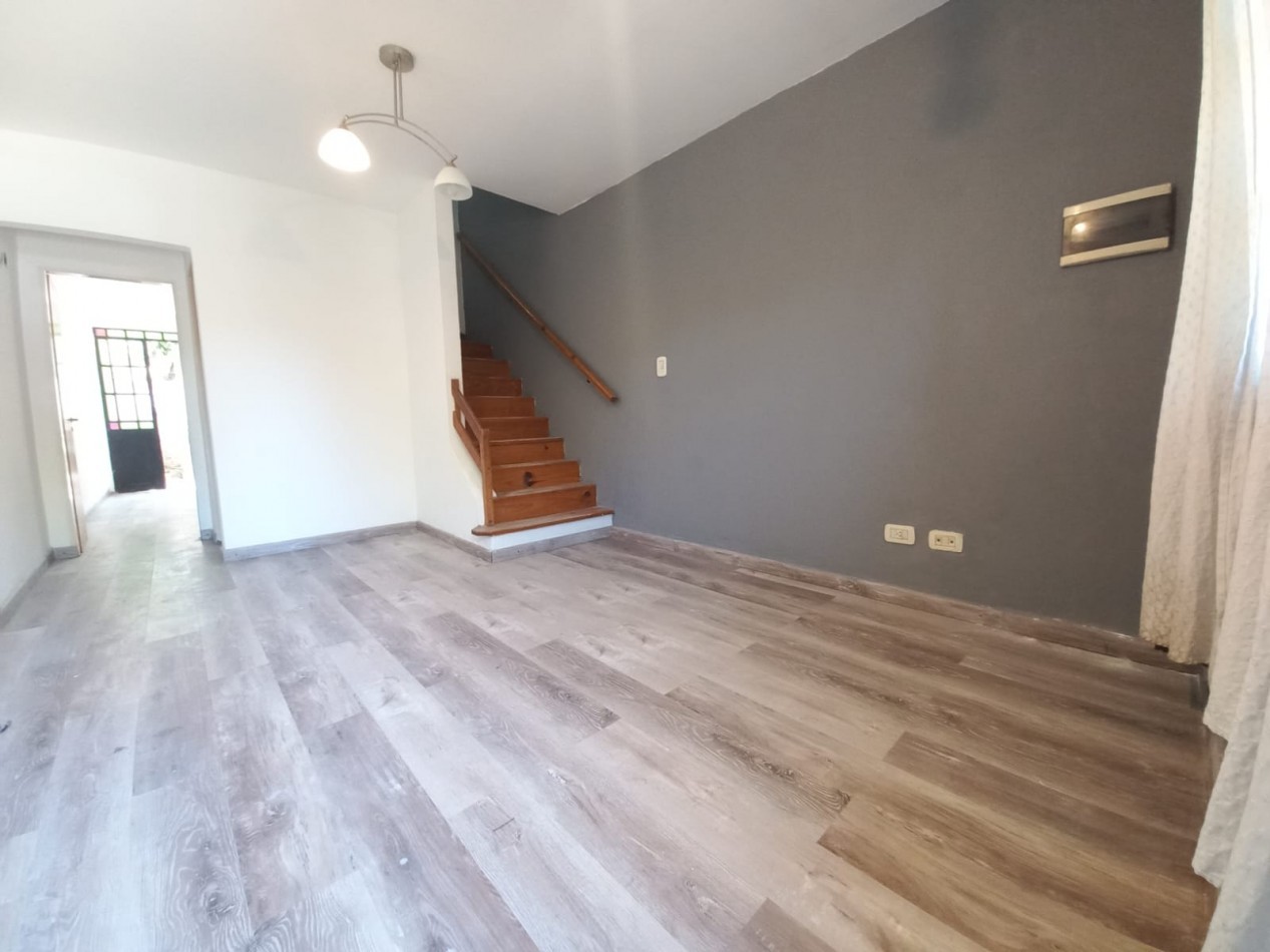 DUPLEX EN VENTA EN BELLA VISTA