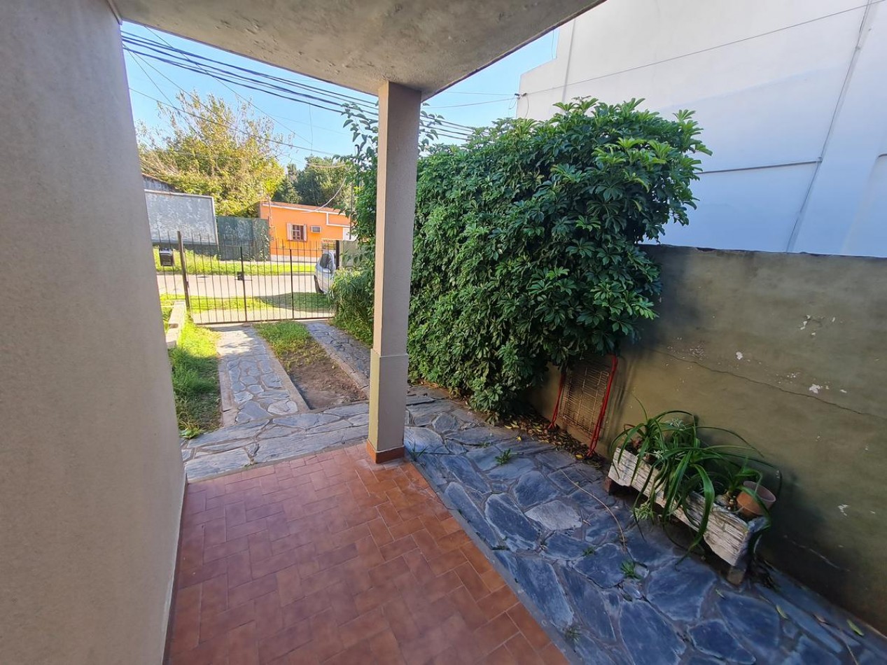 CASA EN VENTA EN BELLA VISTA!!