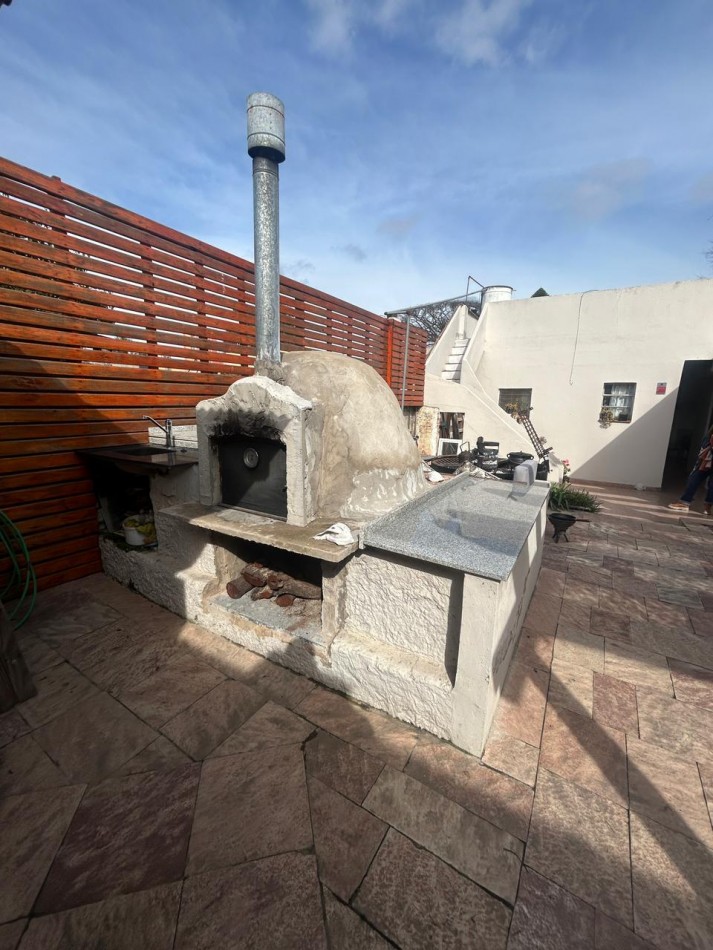 CASA EN VENTA EN BELLA VISTA!!