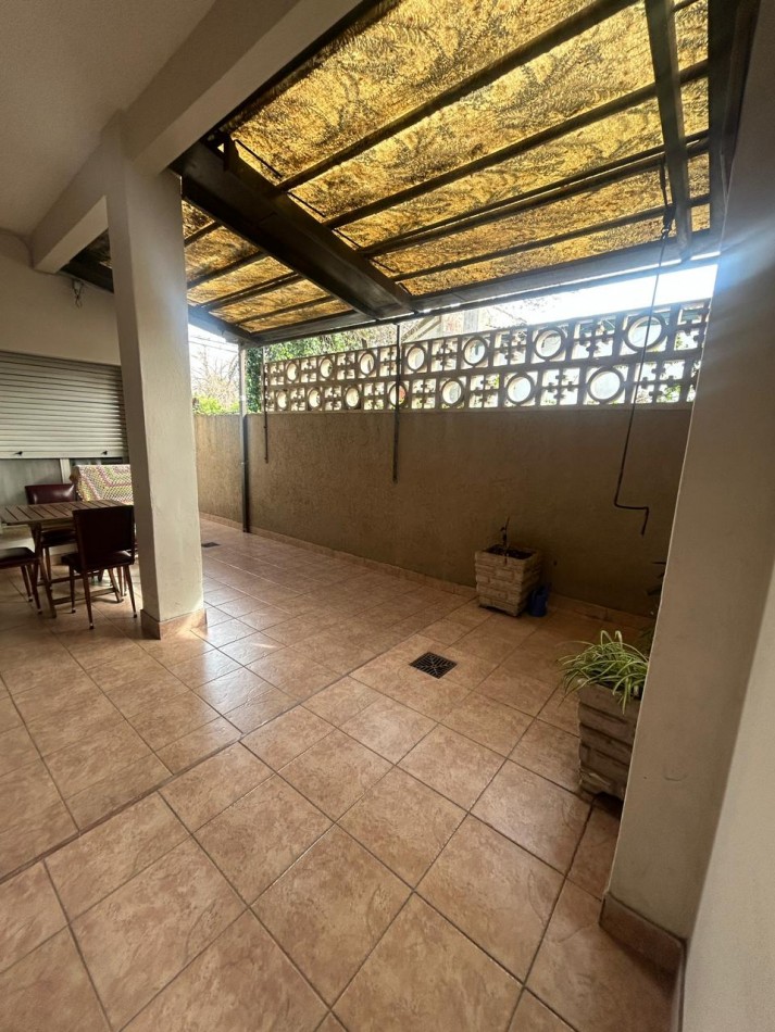 CASA EN VENTA EN BELLA VISTA!!