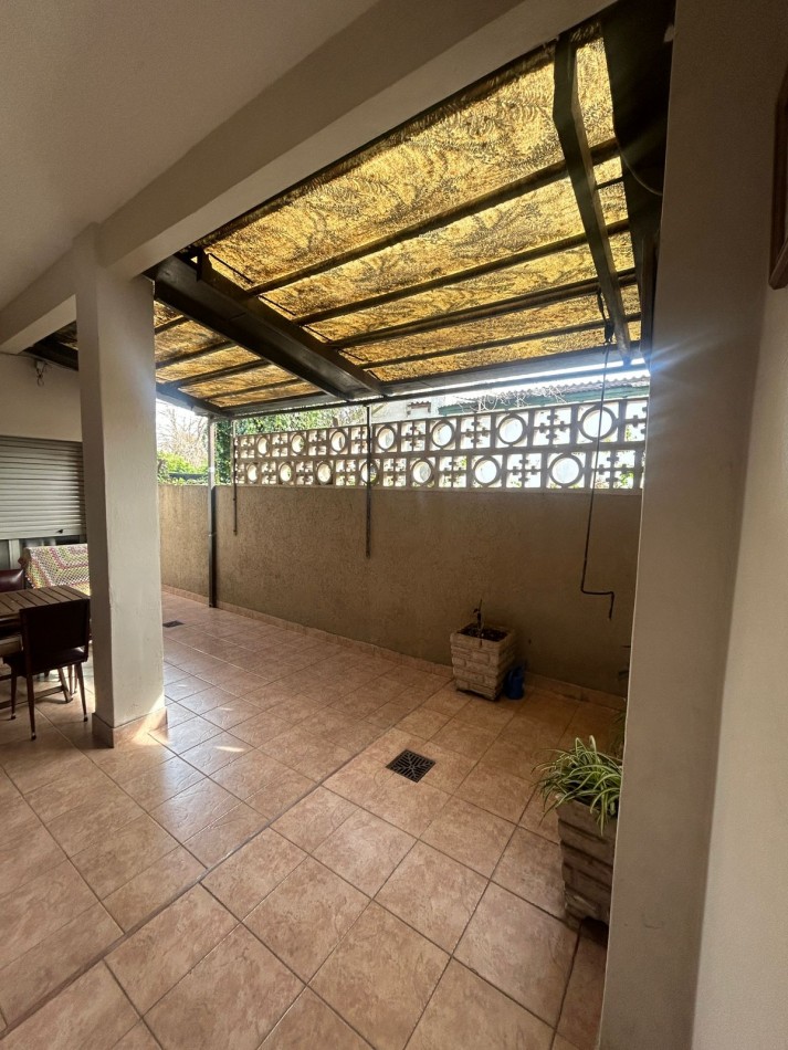 CASA EN VENTA EN BELLA VISTA!!