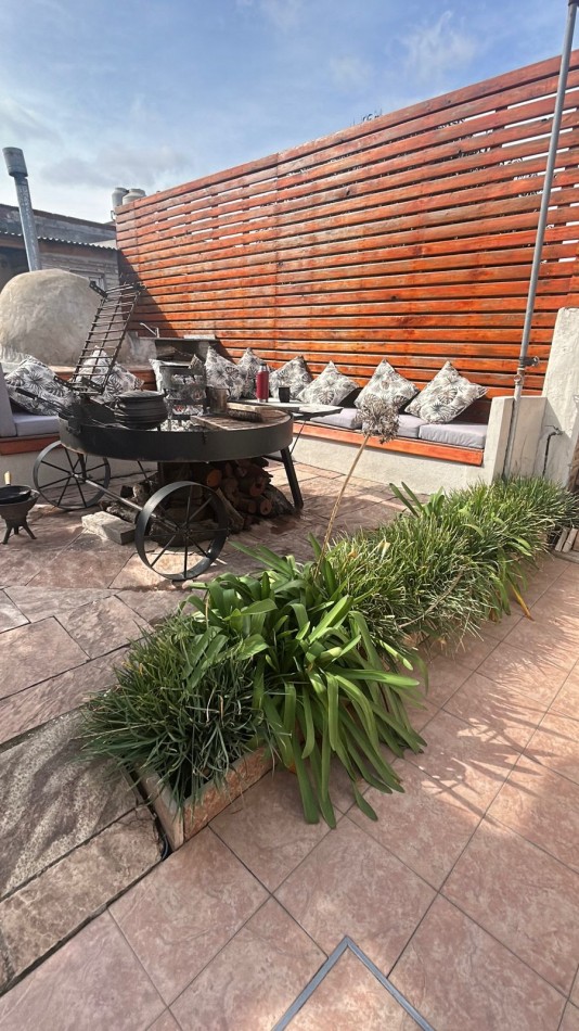 CASA EN VENTA EN BELLA VISTA!!