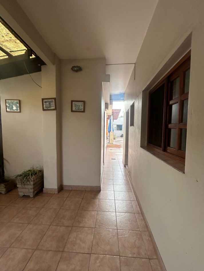 CASA EN VENTA EN BELLA VISTA!!