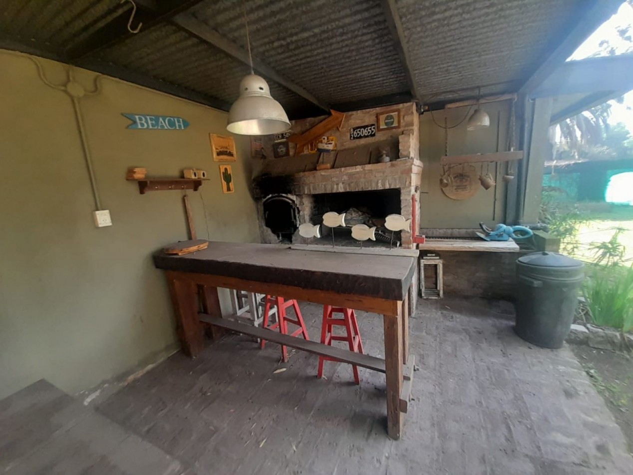 CASA 7 AMBIENTES EN VENTA EN BELLA VISTA!! 