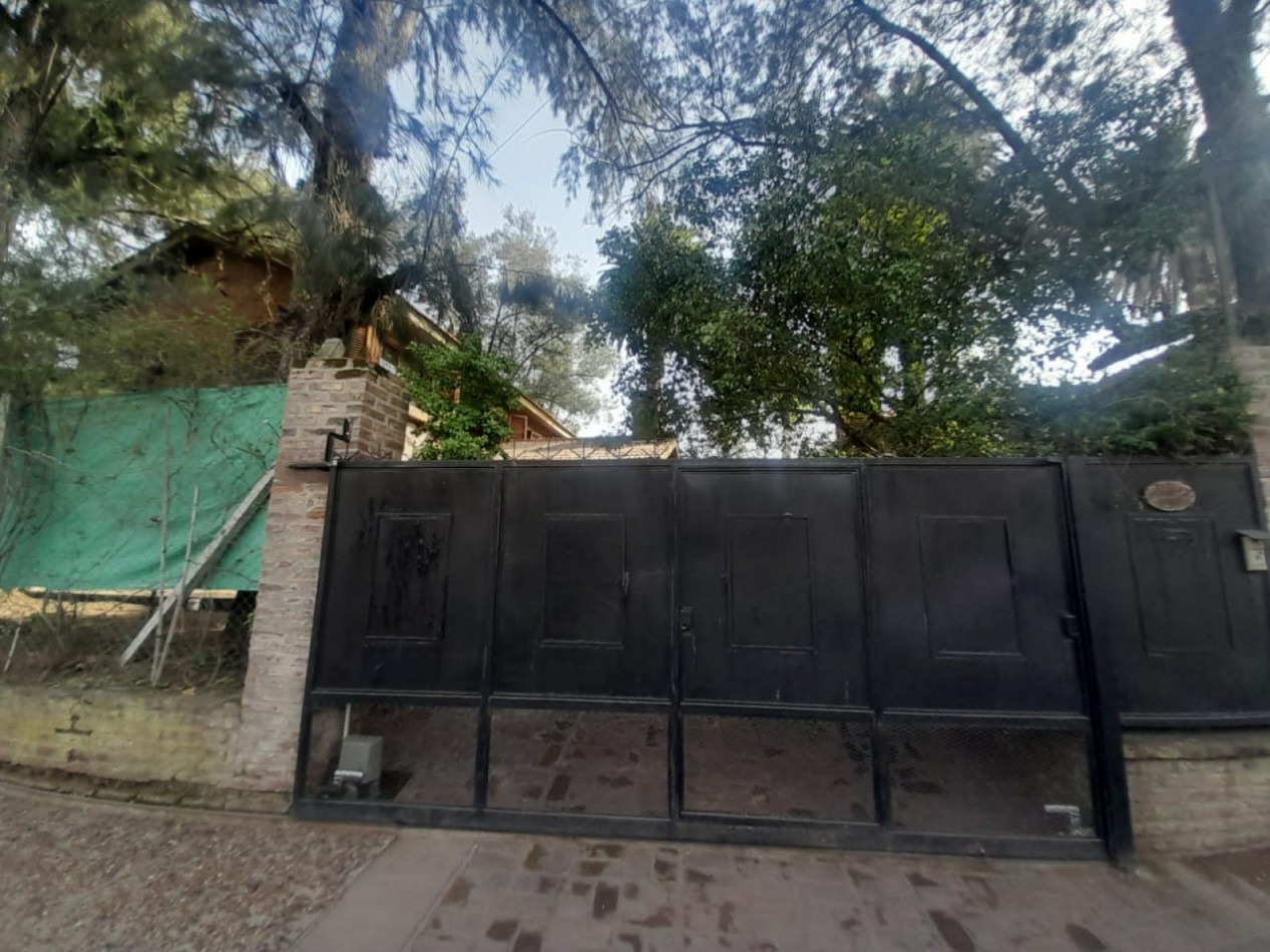 CASA 7 AMBIENTES EN VENTA EN BELLA VISTA!! 