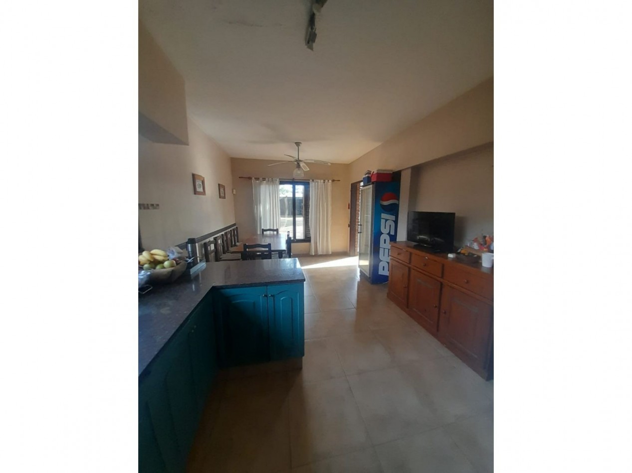 CASA 7 AMBIENTES EN VENTA EN BELLA VISTA!! 