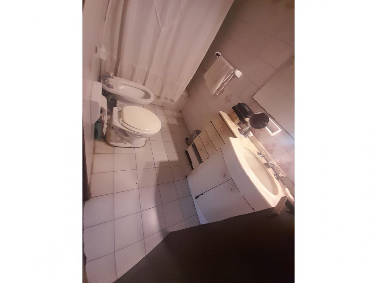 CASA 7 AMBIENTES EN VENTA EN BELLA VISTA!! 