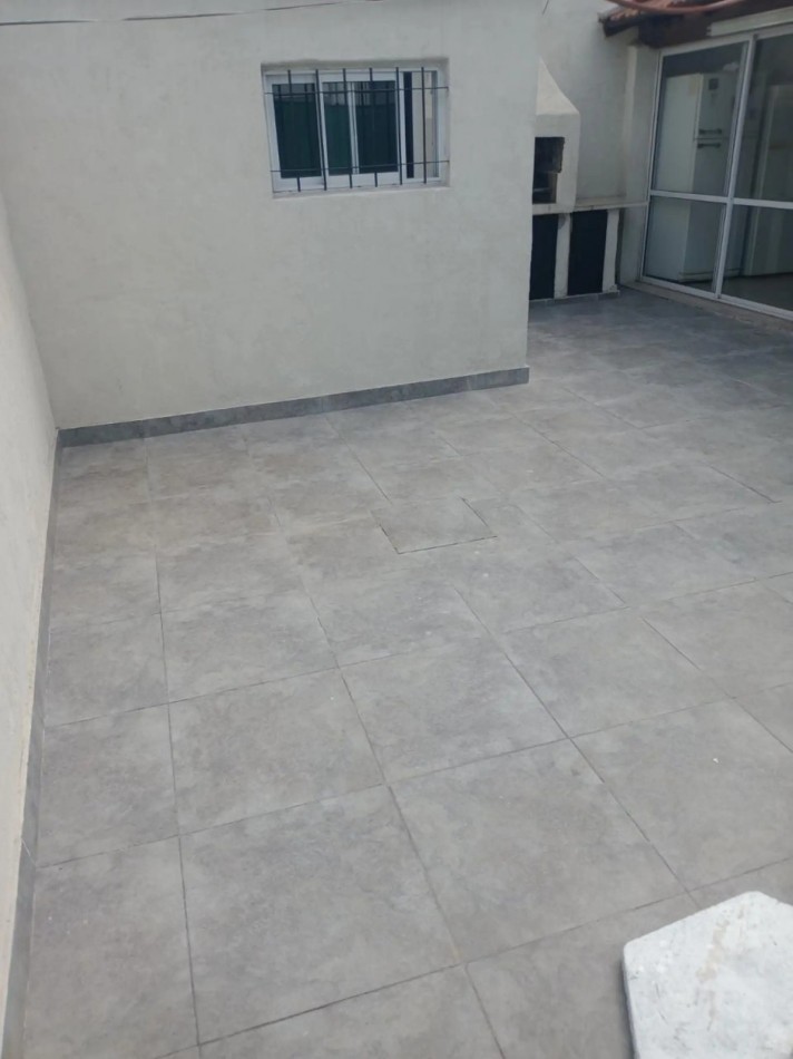 CASA EN ALQUILER EN VILLA DE MAYO!!