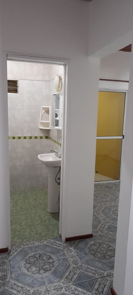 MONOAMBIENTE DIVIDIDO EN ALQUILER EN BELLA VISTA