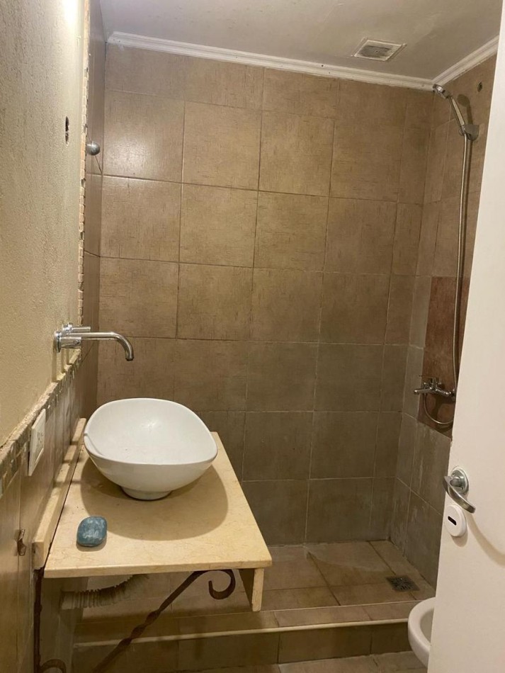 CASA EN VENTA EN JOSE C. PAZ!!