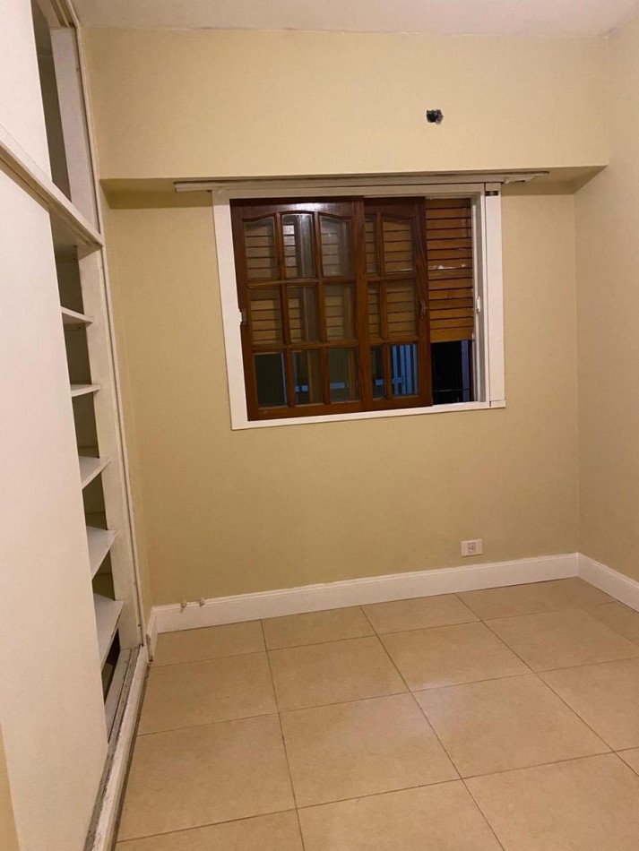 CASA EN VENTA EN JOSE C. PAZ!!