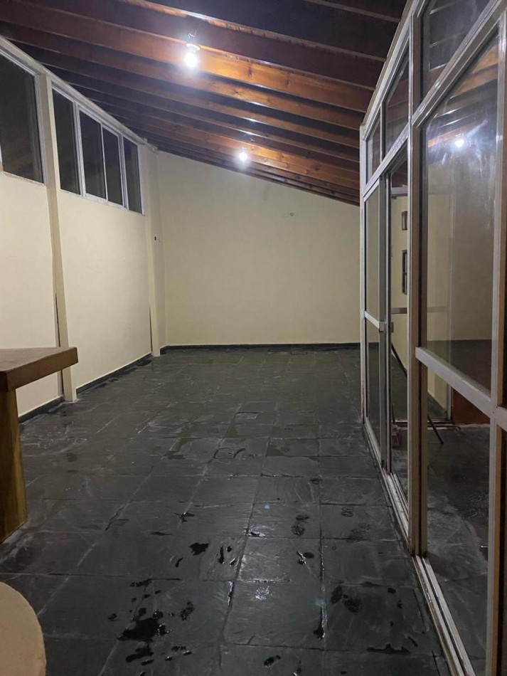 CASA EN VENTA EN JOSE C. PAZ!!