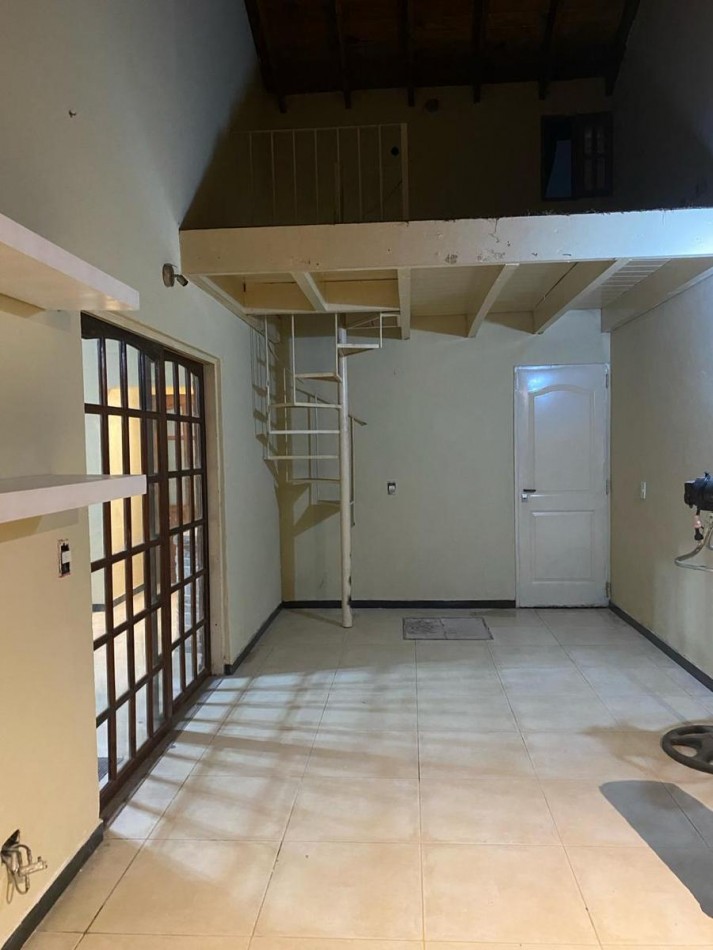 CASA EN VENTA EN JOSE C. PAZ!!