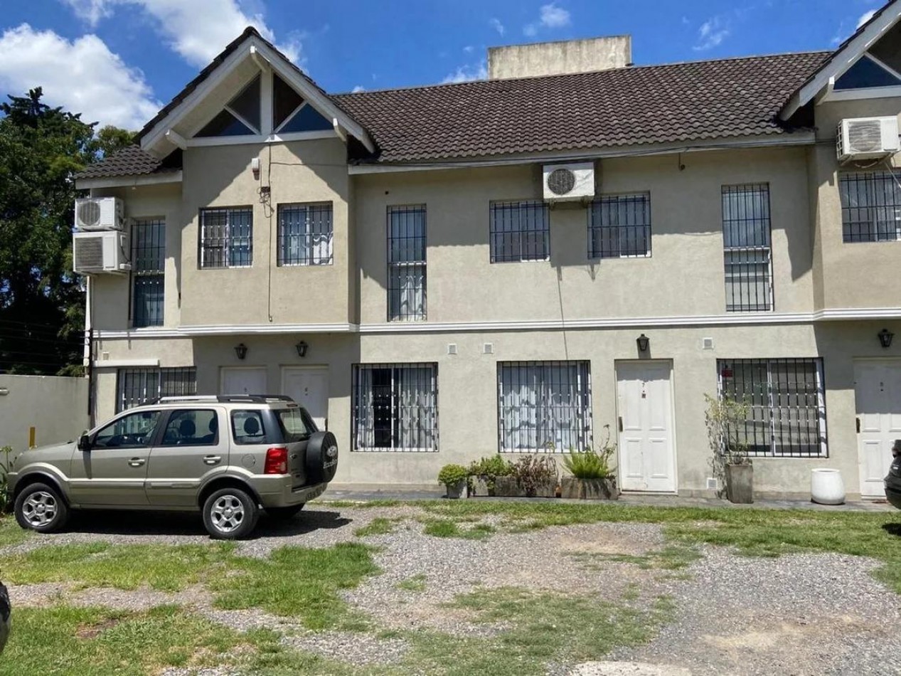 VENTA DE TRIPLEX CON EXCELENTE UBICACION