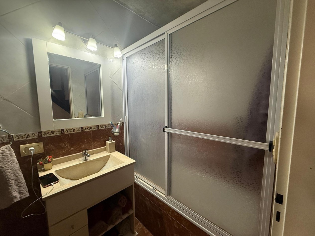 VENTA DE TRIPLEX CON EXCELENTE UBICACION