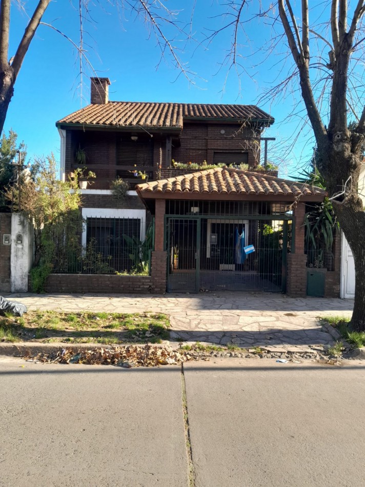 CASA EN VENTA EN BELLA VISTA APTA CREDITO