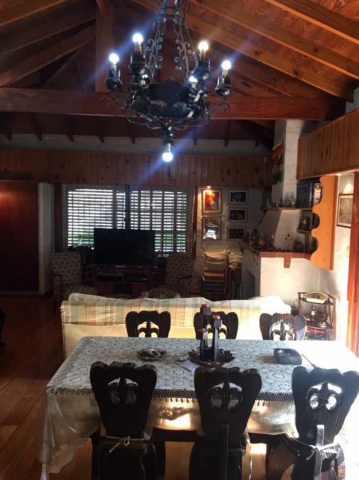 CHALET EN VENTA EN BELLA VISTA