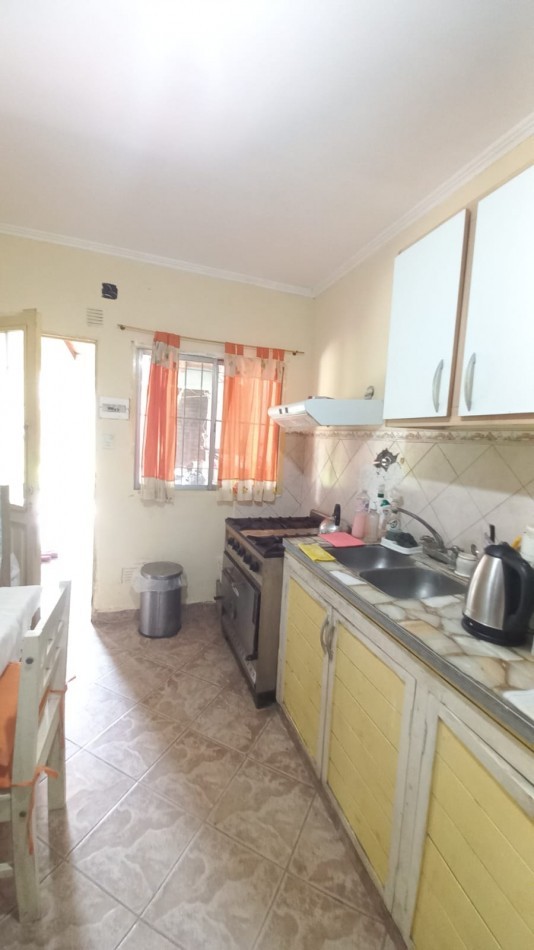 CASA EN VENTA EN JOSE C PAZ