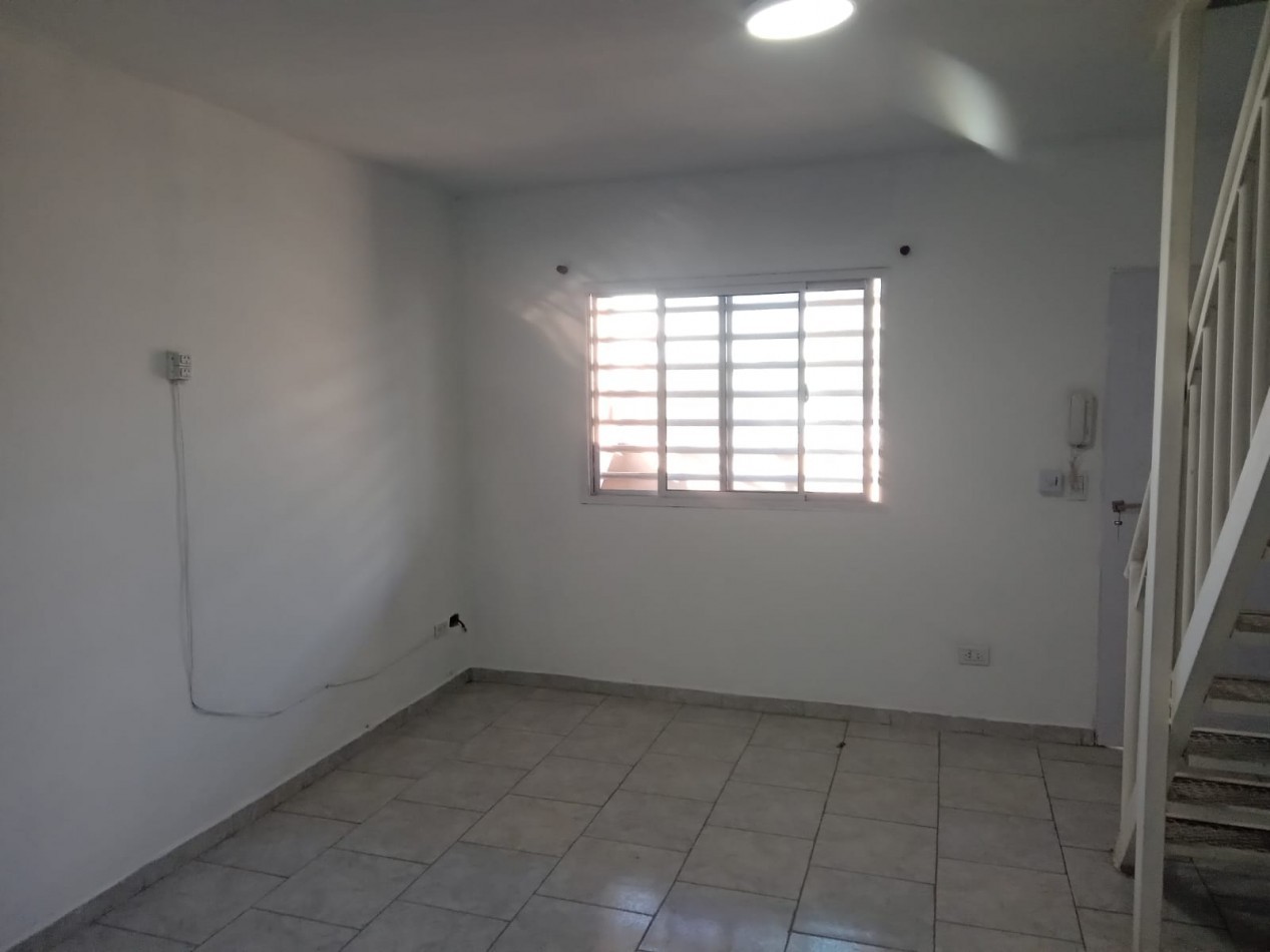 ALQUILER DE DUPLEX EN POLVORINES
