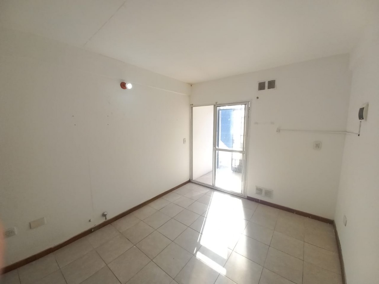 VENTA DE DEPARTAMENTO EN JOSE C. PAZ  
