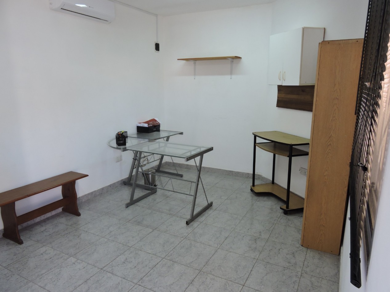 VENTA DE CASA + MONOAMBIENTE EN SAN MIGUEL