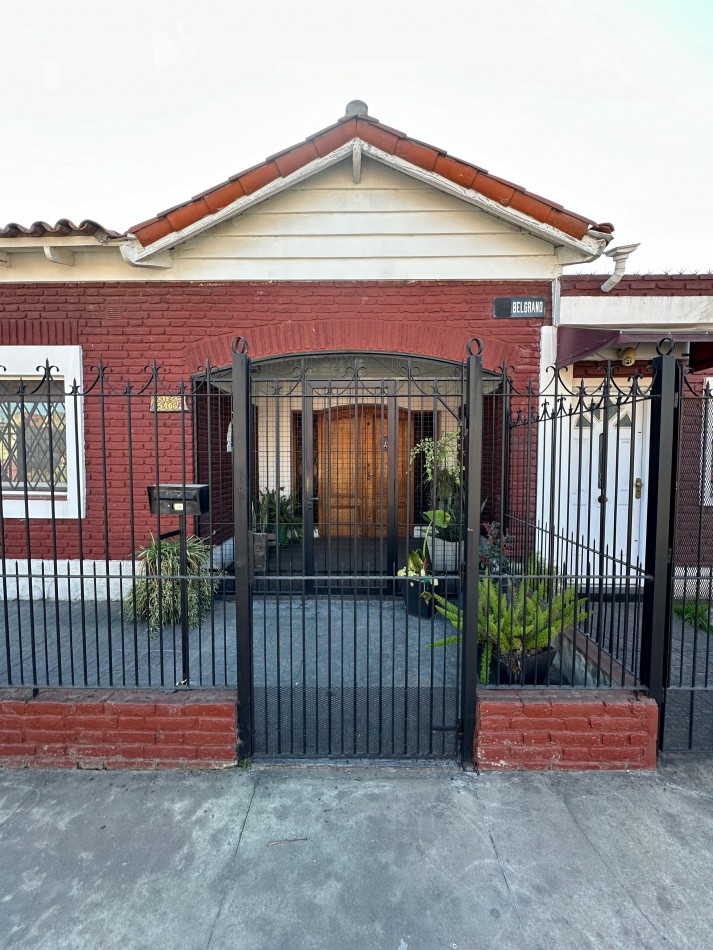 VENTA DE CASA + MONOAMBIENTE EN SAN MIGUEL