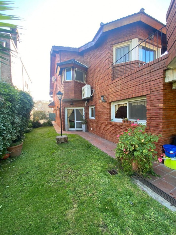 CASA EN VENTA EN BARRIO CERRADO EN SAN MIGUEL