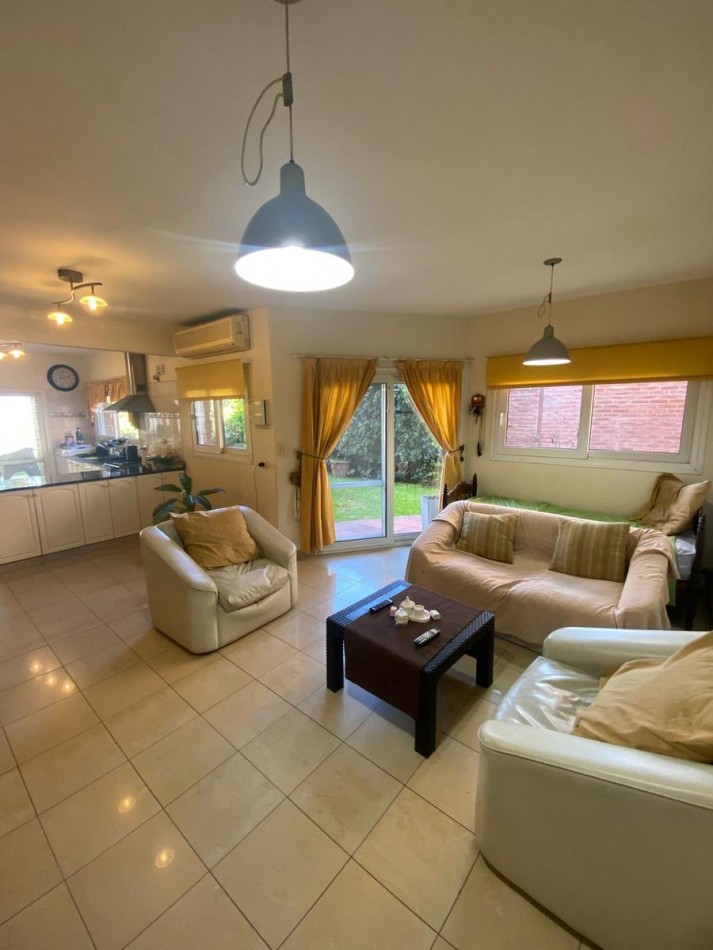 CASA EN VENTA EN BARRIO CERRADO EN SAN MIGUEL